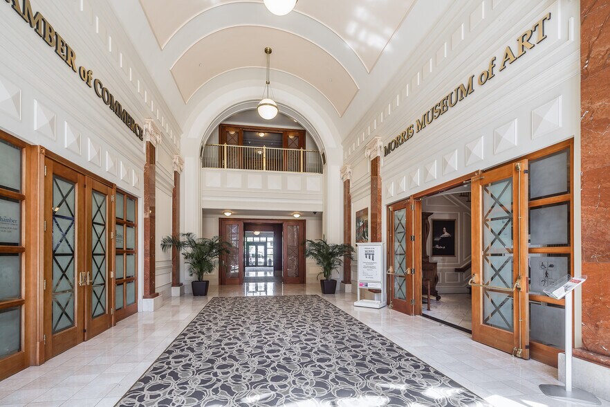 More Photos Of 1 10th St, Augusta Office For Lease