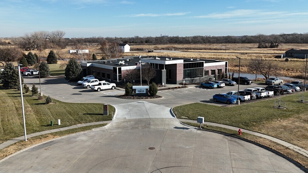 More Photos Of 3333 Landmark Cir, Lincoln Office For Lease
