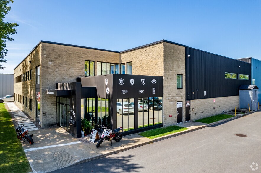 Primary Photo Of 3330 Boul Des Entreprises, Terrebonne Warehouse For Lease