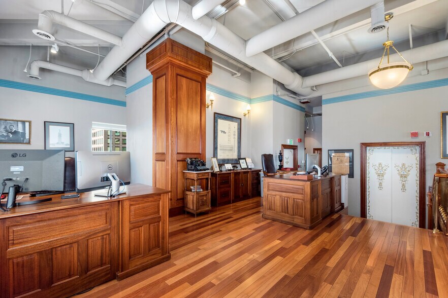 More Photos Of 1601 Arapahoe St, Denver Office For Sale