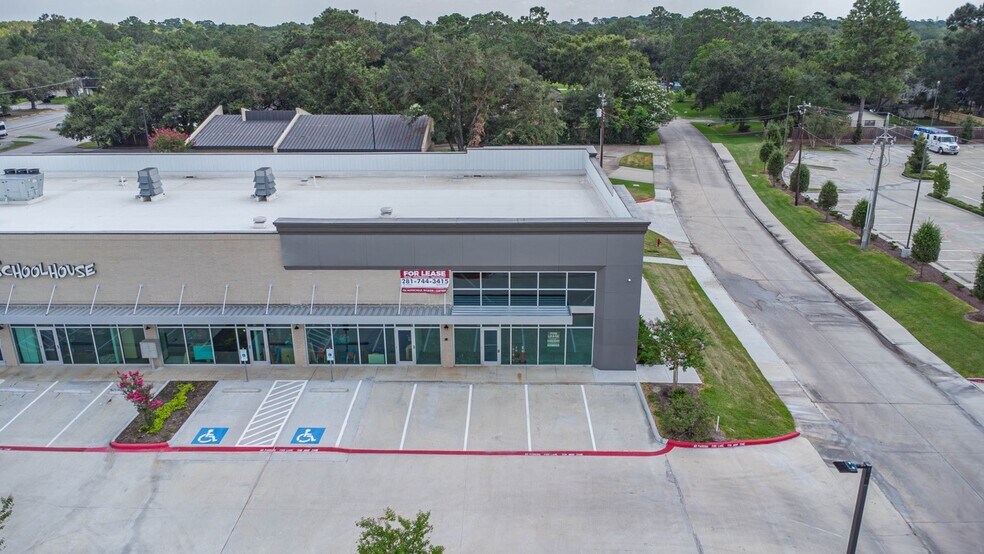 More Photos Of 501 S Friendswood Dr, Friendswood Storefront Retail Office For Lease