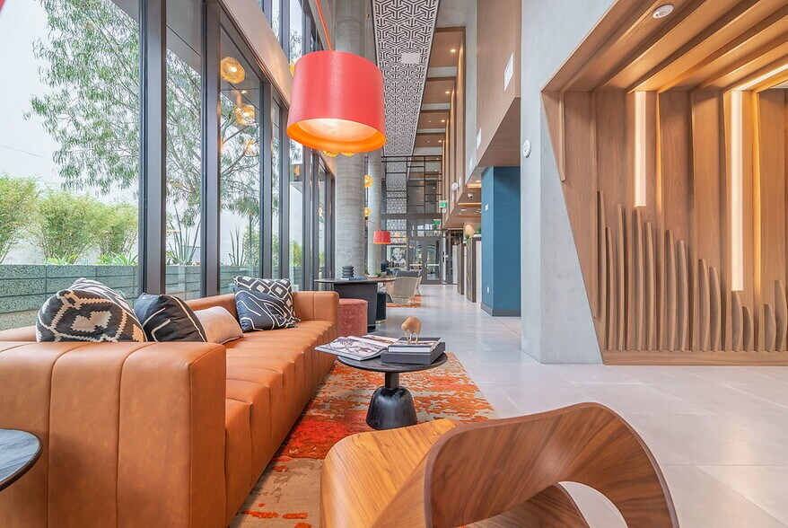 More Photos Of 6240 W Sunset Blvd, Los Angeles Apartments For Lease