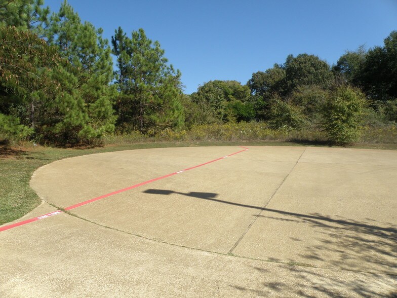 More Photos Of 3315 S Loop 256, Palestine Land For Sale