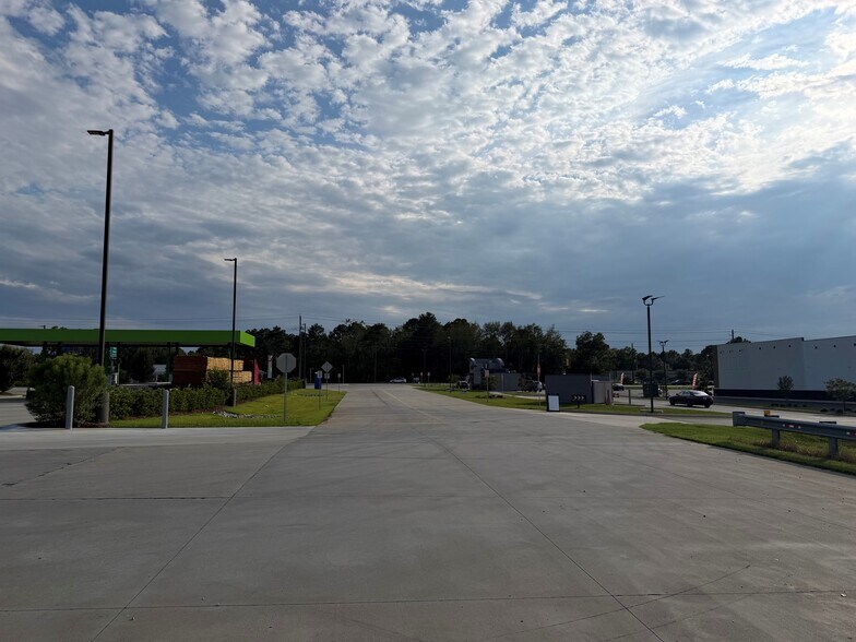 More Photos Of Raceway Court at Fussell Road, Leesburg Land For Sale