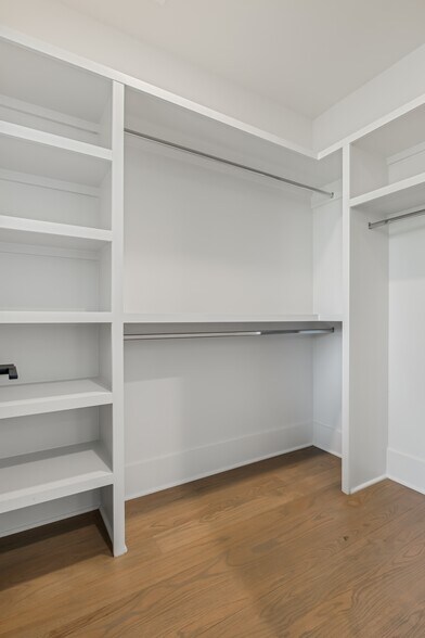 More Photos Of 2118 C-D Cliff dr, Nashville Apartments For Sale