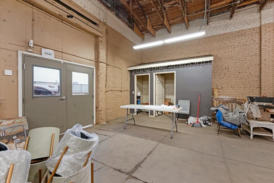 More Photos Of 142 S D St, Porterville Flex For Lease