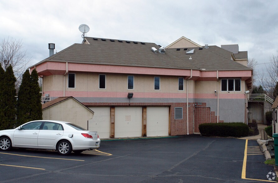 More Photos Of 2966 Street Rd, Bensalem Medical For Sale