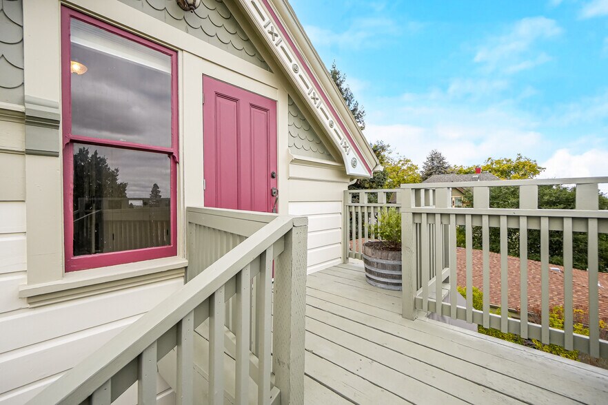 More Photos Of 742 B St, Hayward Restaurant For Sale