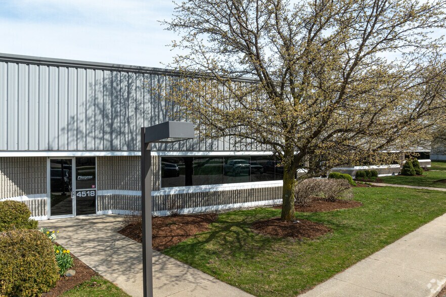 More Photos Of 4498-4518 128th Ave, Holland Manufacturing For Sale