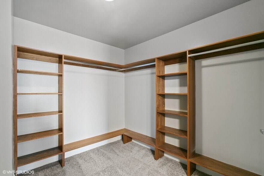More Photos Of 5927 Almeda Rd, Houston Apartments For Lease