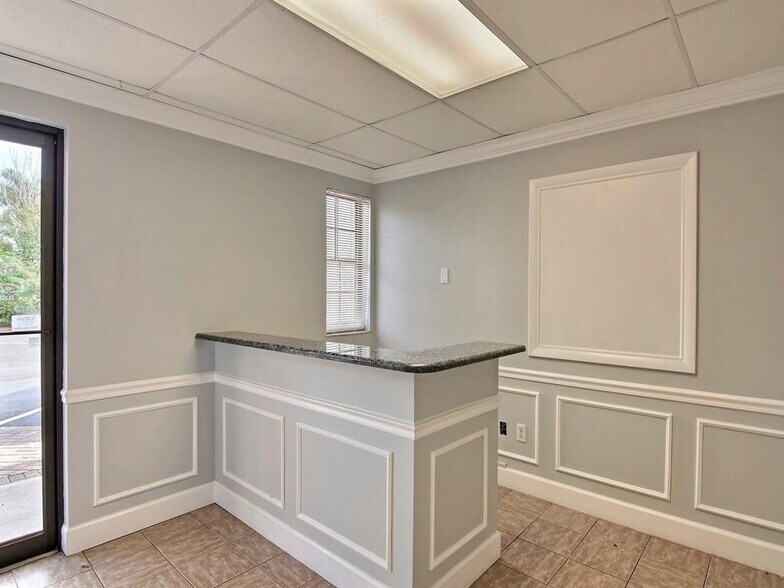 More Photos Of 800 20th Pl, Vero Beach Medical For Lease