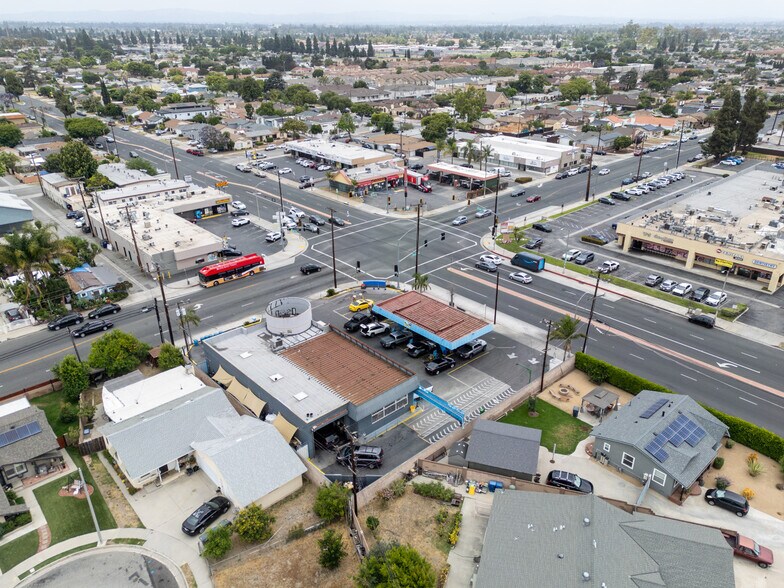 More Photos Of 21011 Pioneer Blvd, Lakewood Carwash For Sale