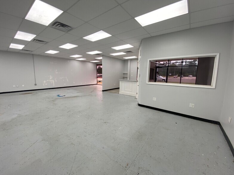 More Photos Of 1675 Highway 190, Mandeville Unknown For Lease