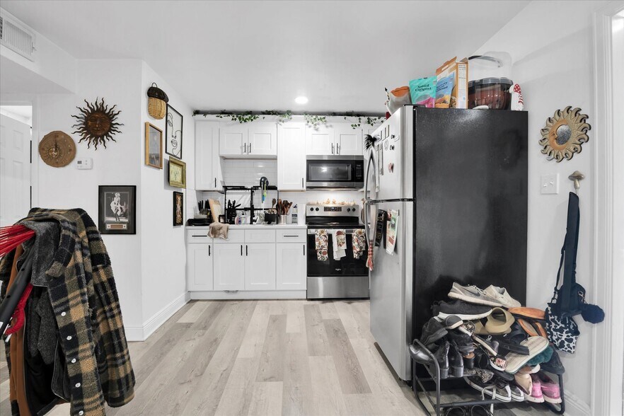 More Photos Of 885 Beltrees St, Dunedin Apartments For Sale