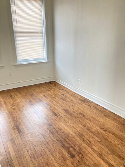 More Photos Of 2318 S Homan Ave, Chicago Apartments For Sale