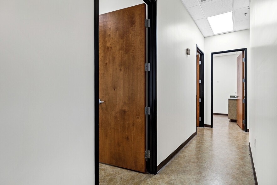 More Photos Of 15405 N 99th Ave, Sun City Medical For Lease
