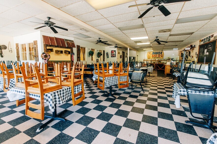 More Photos Of 1507-1509 Salem Rd, Beaufort General Retail For Sale