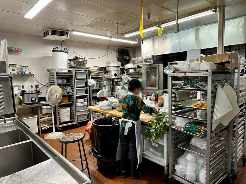 More Photos Of 9361 Bolsa Ave, Westminster Restaurant For Lease