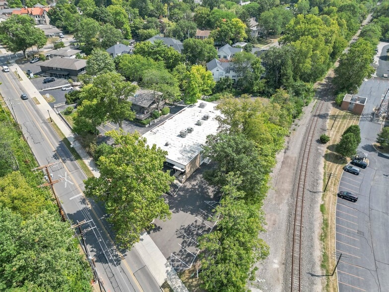 More Photos Of 2125 W 5th Ave, Columbus Storefront For Lease