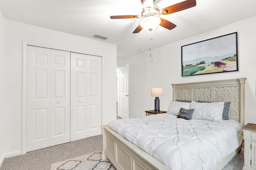 More Photos Of 450 Fontana Cir, Oviedo Apartments For Lease