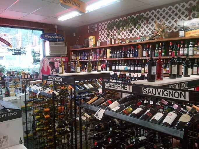 More Photos Of 176 Main St, Monroe Freestanding For Sale