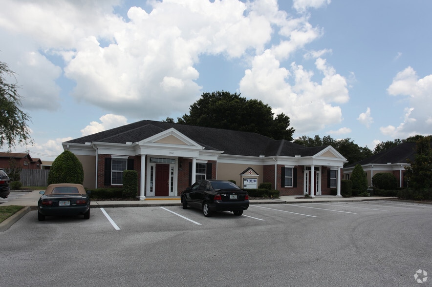 More Photos Of 1462-1466 E Bloomingdale Ave, Valrico Office For Sale