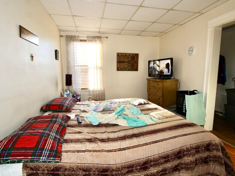 More Photos Of 312 Grafton St, Worcester Apartments For Sale