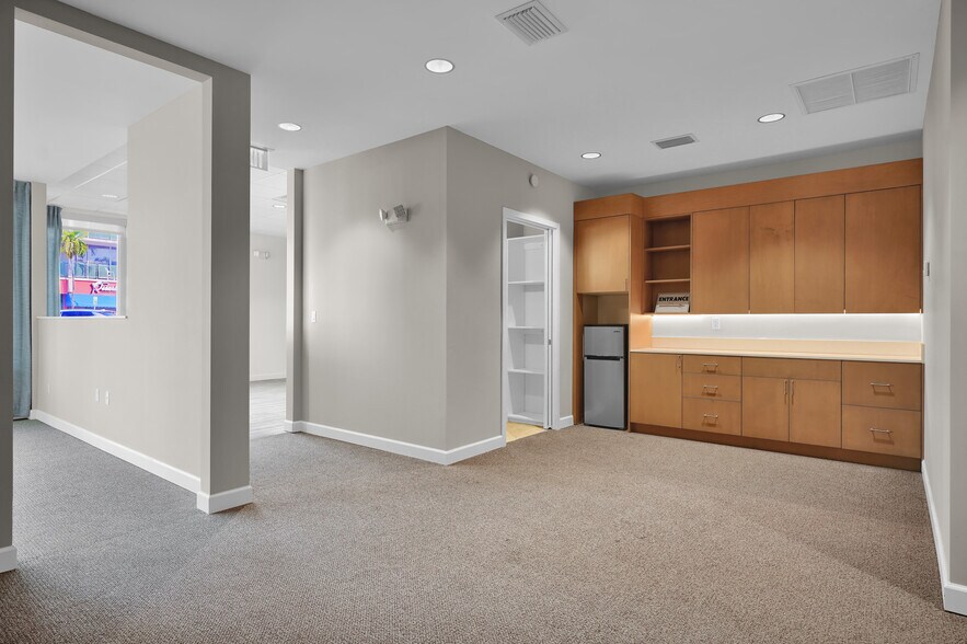 More Photos Of 1100 Ponce De Leon, Miami Office For Lease