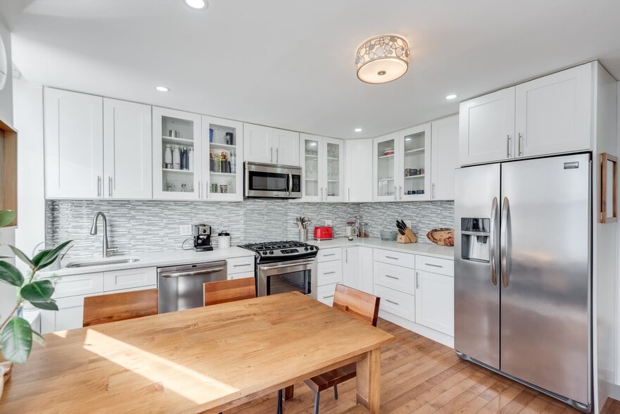 More Photos Of 58 Huron St, Brooklyn Multifamily For Sale