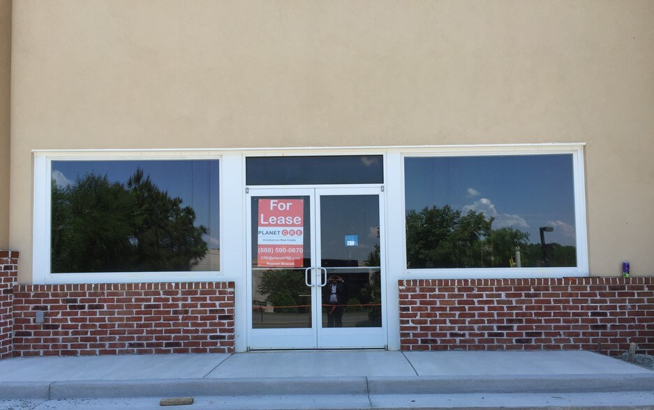 More Photos Of 9999 Brook Rd, Glen Allen Freestanding For Lease