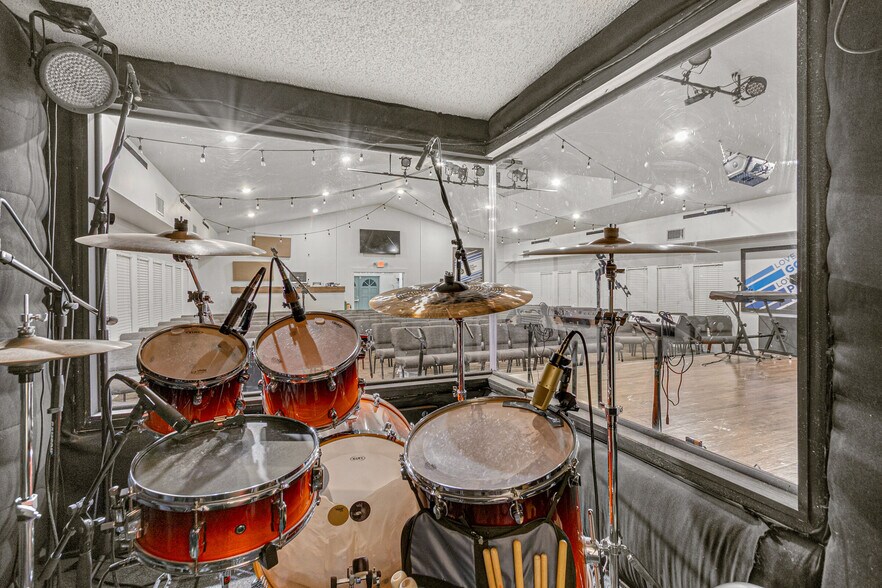 More Photos Of 1865 Friday Rd, Cocoa Religious Facility For Sale