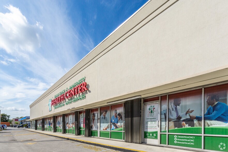 More Photos Of 901-1201 E 10th Ave, Hialeah Unknown For Lease