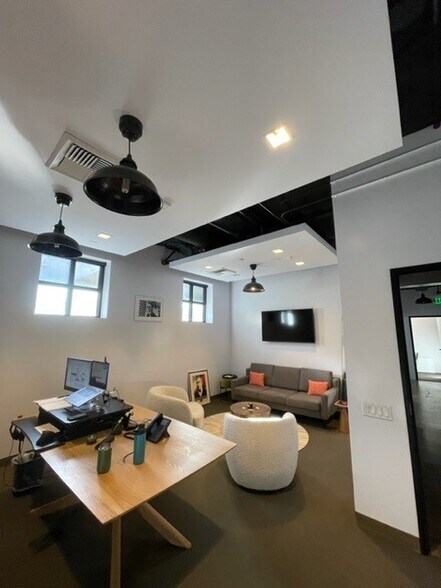 More Photos Of 835 N Seward St, Los Angeles Loft Creative Space For Lease