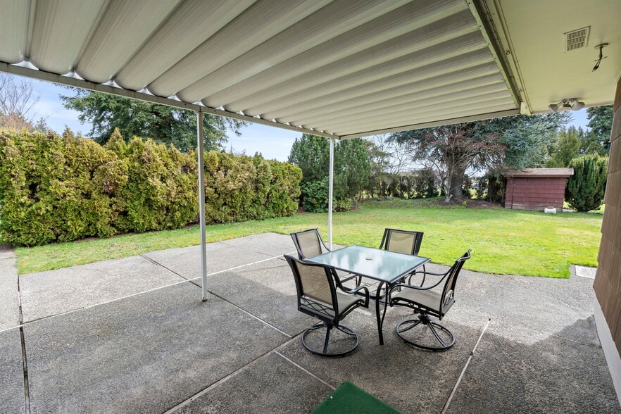 More Photos Of 1553 Bishop Rd, Chehalis Flex For Sale