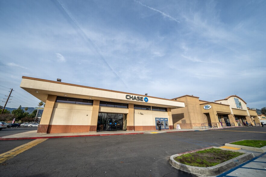 More Photos Of 2100-2130 E Highland Ave, San Bernardino Unknown For Lease