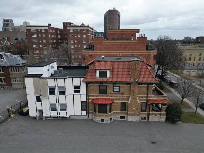More Photos Of 307 Gilmour St, Ottawa Office For Sale