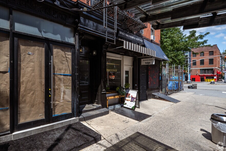 More Photos Of 156 Sullivan St, New York Apartments For Lease