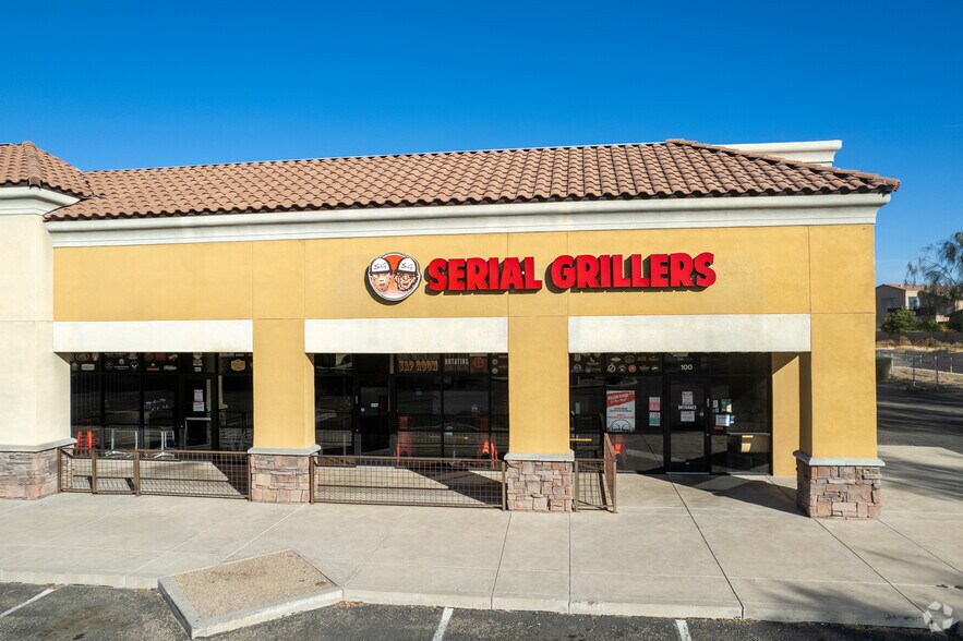 More Photos Of 1970 W River Rd, Tucson General Retail For Lease