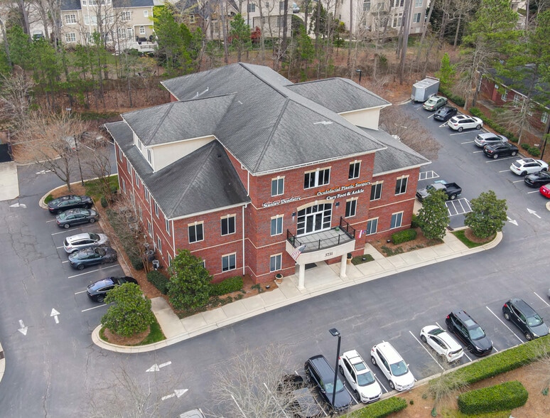 More Photos Of 3731 NW Cary Pky, Cary Medical For Sale