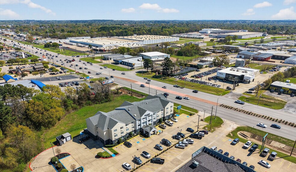 More Photos Of 1945 W Southwest Loop 323, Tyler Hotel For Sale