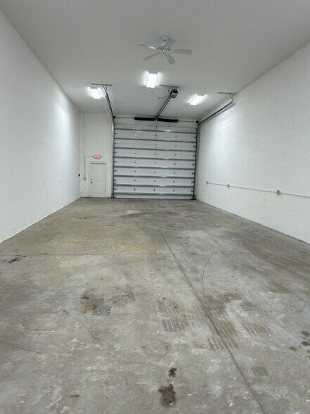 More Photos Of 3921 Taylor, Punta Gorda Warehouse For Sale