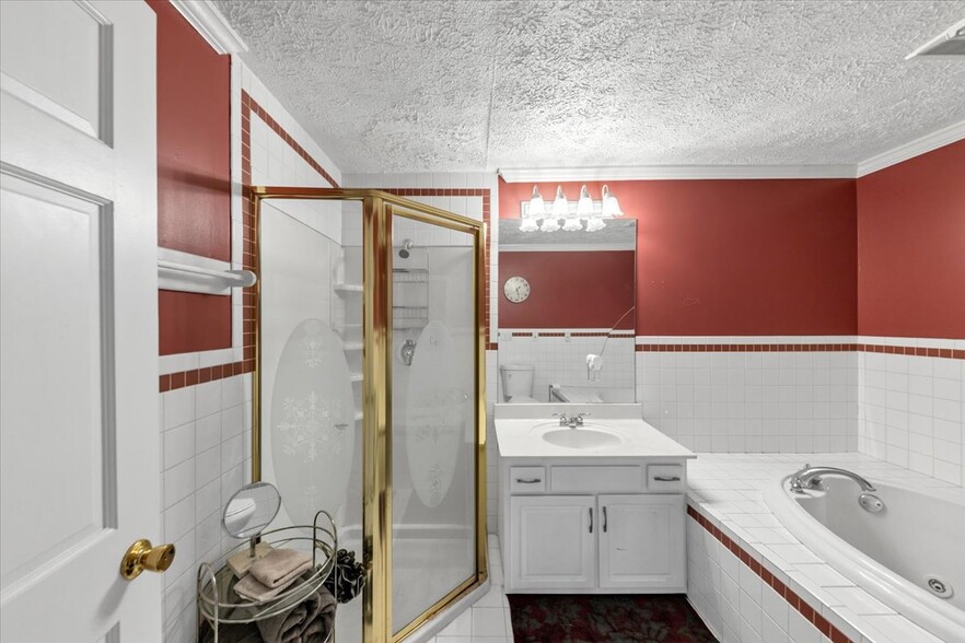 More Photos Of 6071 N Main St SE, Acworth Flex For Sale