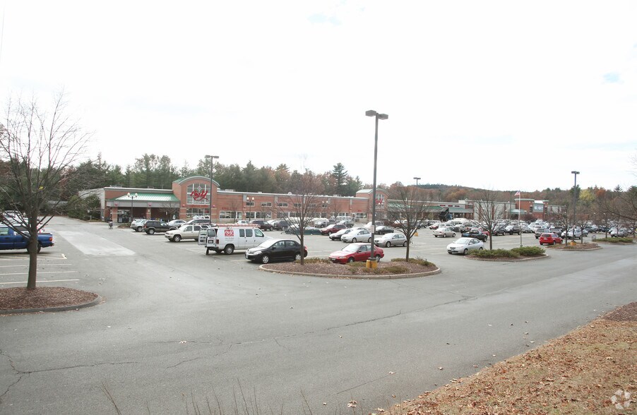 More Photos Of 255-265 W Main St, Avon Unknown For Sale