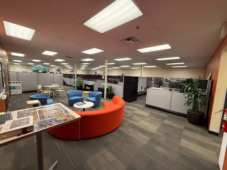 More Photos Of 6121 N Cutter Cir, Portland Warehouse For Sale