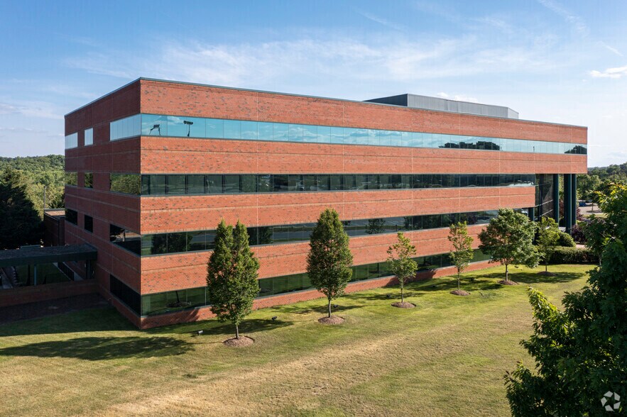 More Photos Of 10304 Spotsylvania Ave, Fredericksburg Office For Lease