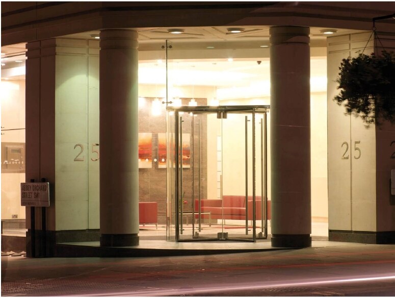 More Photos Of 25-27 Victoria St, London Office For Lease