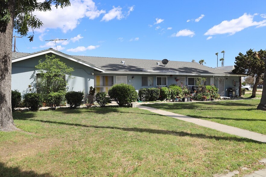 Primary Photo Of 417 W Guinida Ln, Anaheim Apartments For Sale