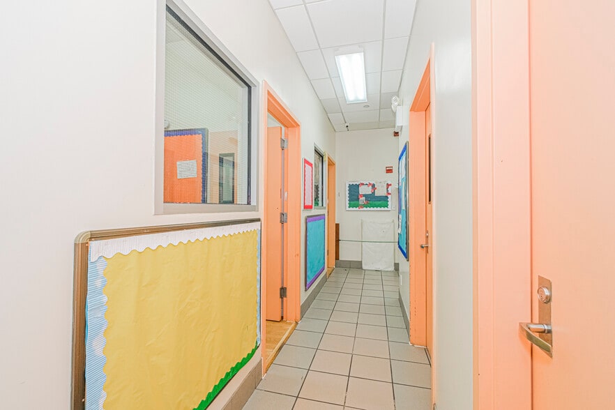 More Photos Of 44-46 Market St, New York Apartments For Sale