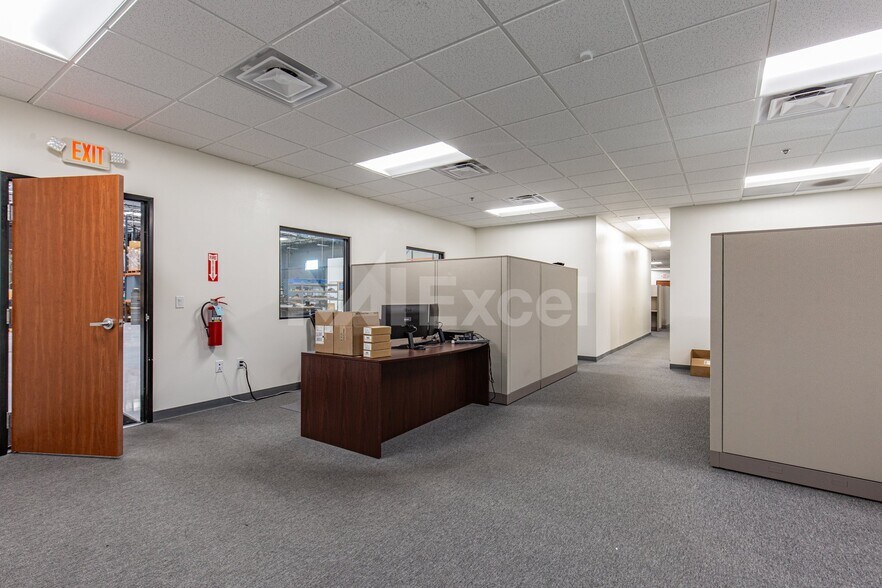 More Photos Of 820 Dunsan Way, Henderson Industrial For Sale