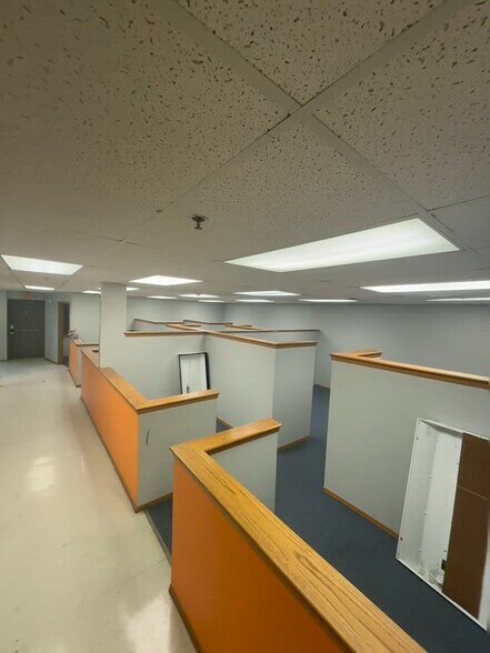 Primary Photo Of 26378 289th Pl, Adel Manufacturing For Lease